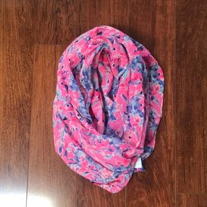 Lilly Pulitzer infinity scarf NWOT
